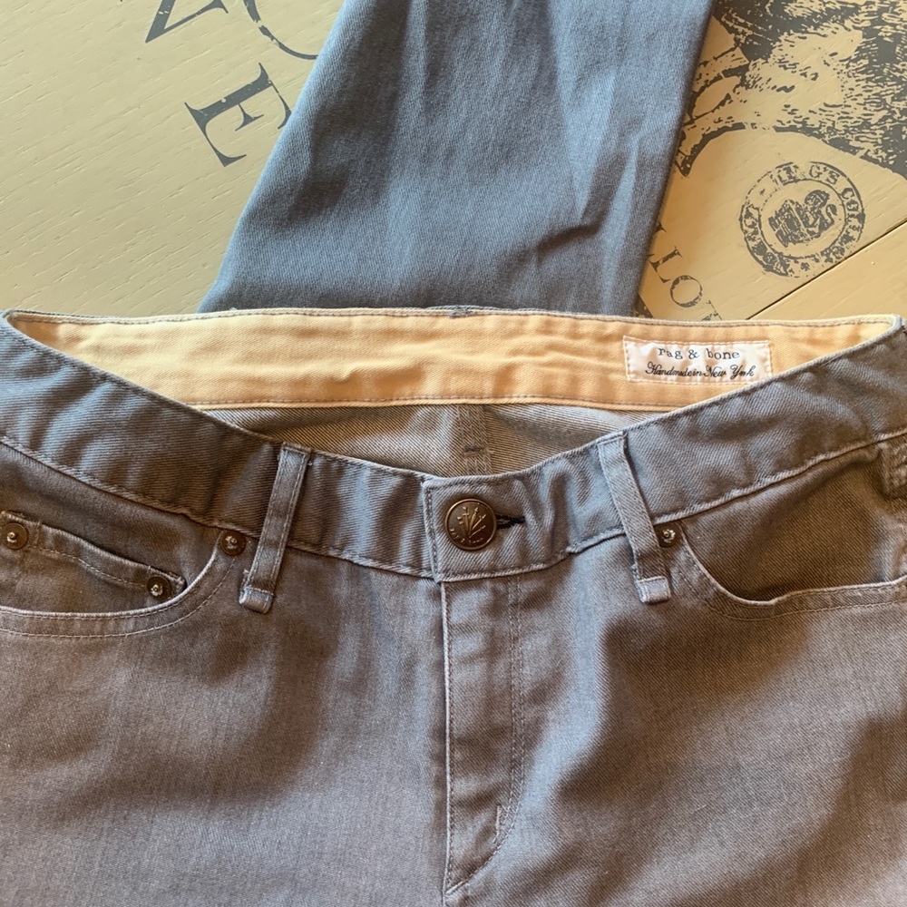 Rag & Bone. Handmade in NY. Grey with a touch of stretch - Picture 5 of 9